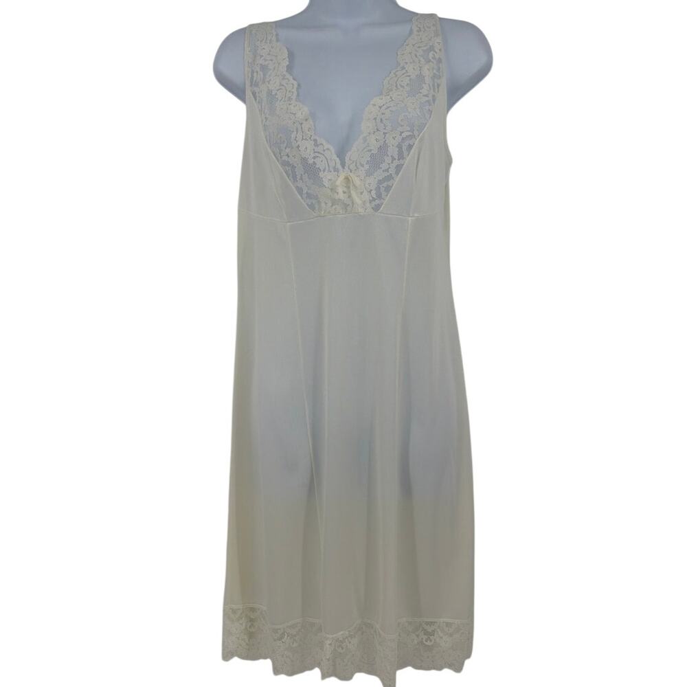 Vtg Lingerie Ivory Lace Trim Slip Dress Sz M Nightgown Coquette Fairy Cottage - Picture 2 of 9